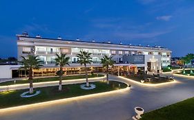 Hotella Resort & Spa